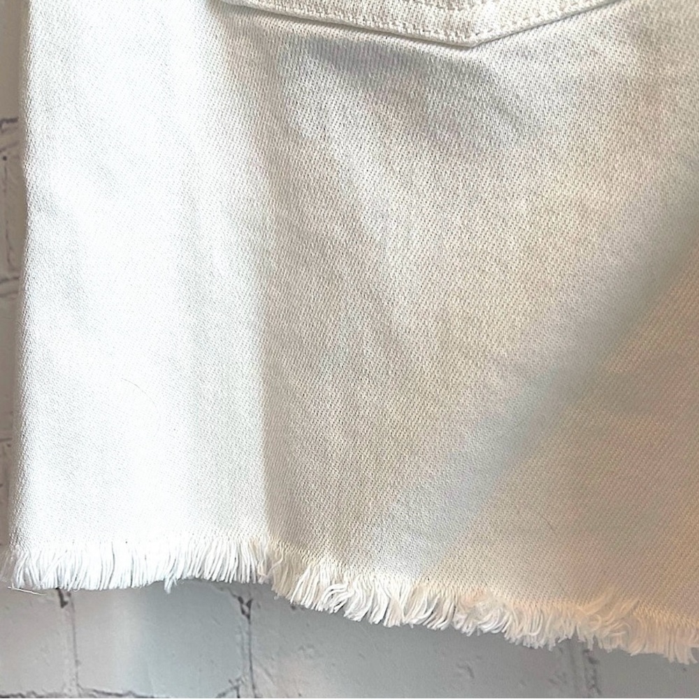 NWT Lauren Ralph Lauren White Jean Shorts Size 8 - Picture 5 of 5